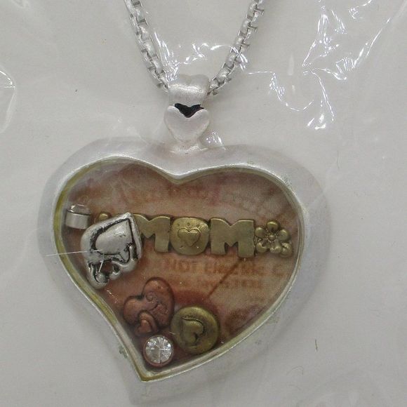 𝅺MOM Necklace - Picture 1 of 4